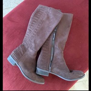 Kelly & Katie Suede Boots